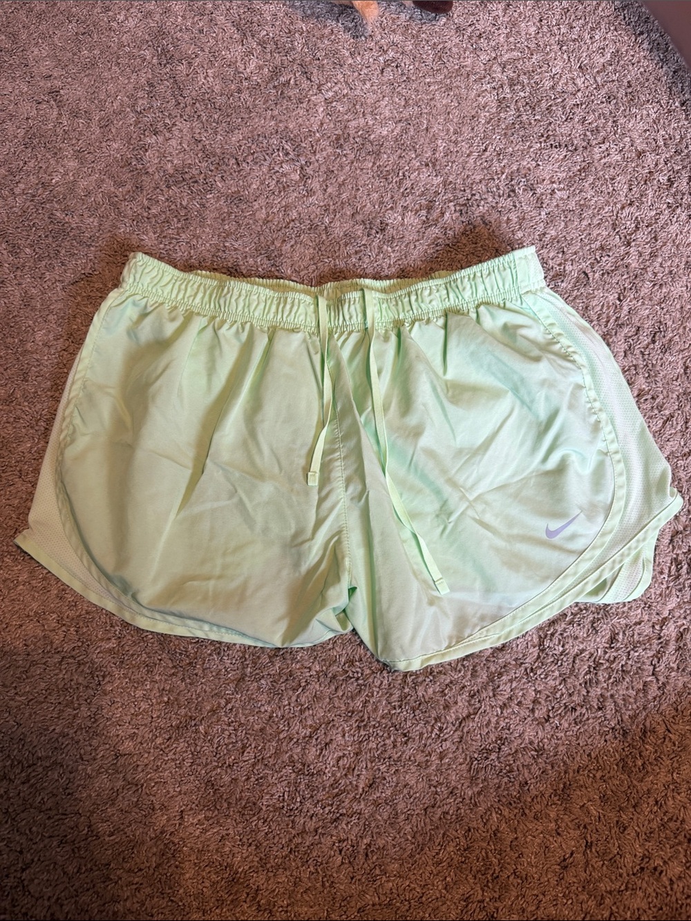 Nike Women's Mint Green Athletic Shorts - Picture 1 of 1